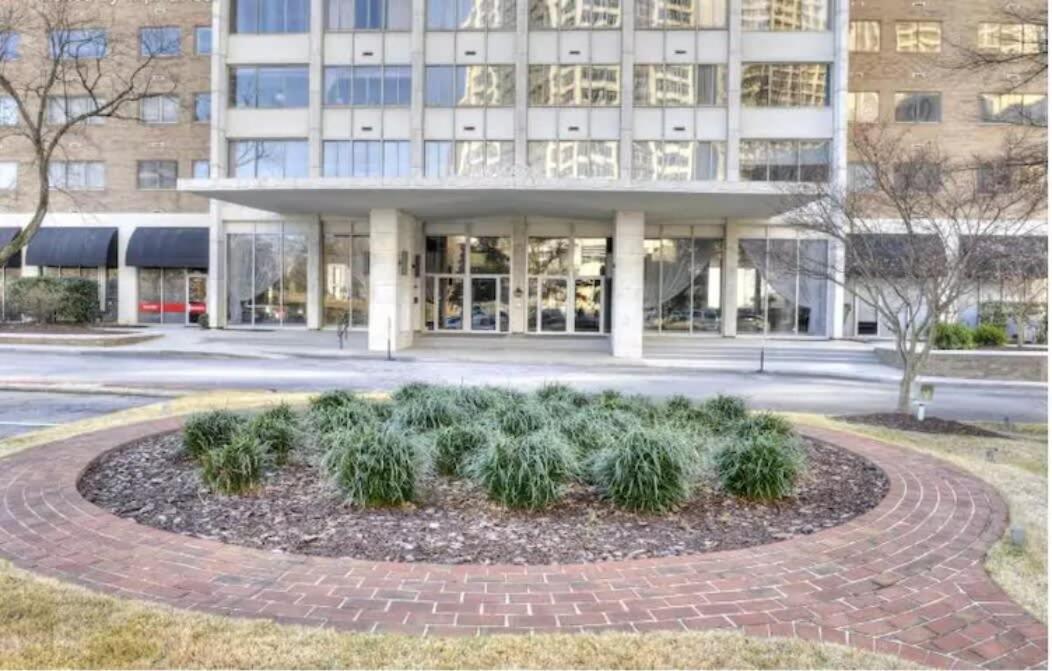 فيلا Atlanta Downtown! High Rise! Onsite Parking Lm1903 المظهر الخارجي الصورة