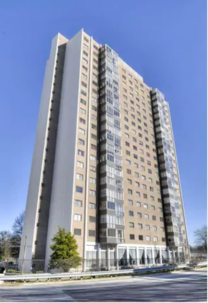 فيلا Atlanta Downtown! High Rise! Onsite Parking Lm1903 المظهر الخارجي الصورة